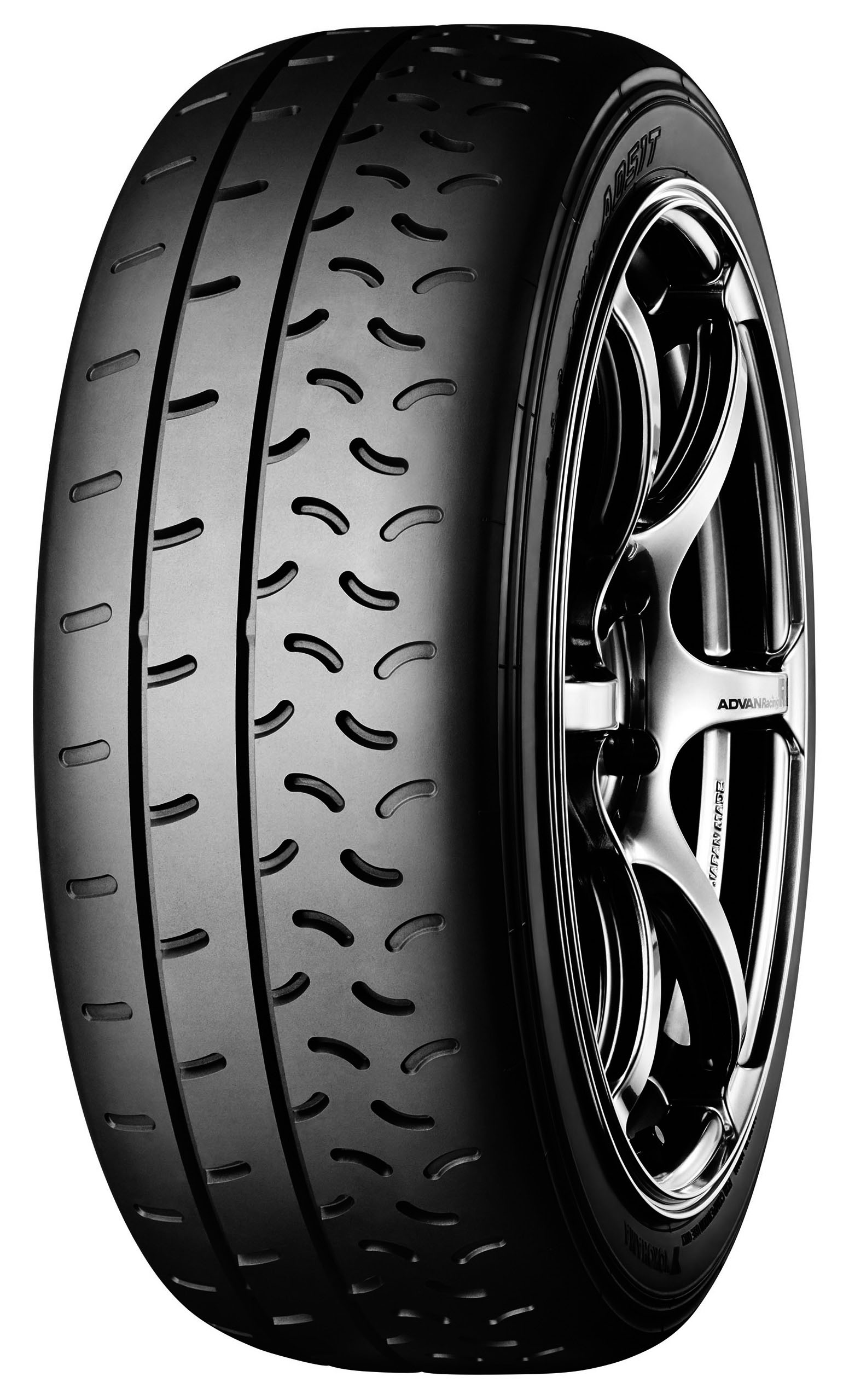 Pneus YOKOHAMA 210/650 R18 TL ADVAN A051T H 210/650 R18 TL ADVAN A051T H